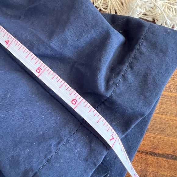 Columbia Omni shade Navy Blue Casual Shorts, size lg. See pics for measurements. - Picture 10 of 11